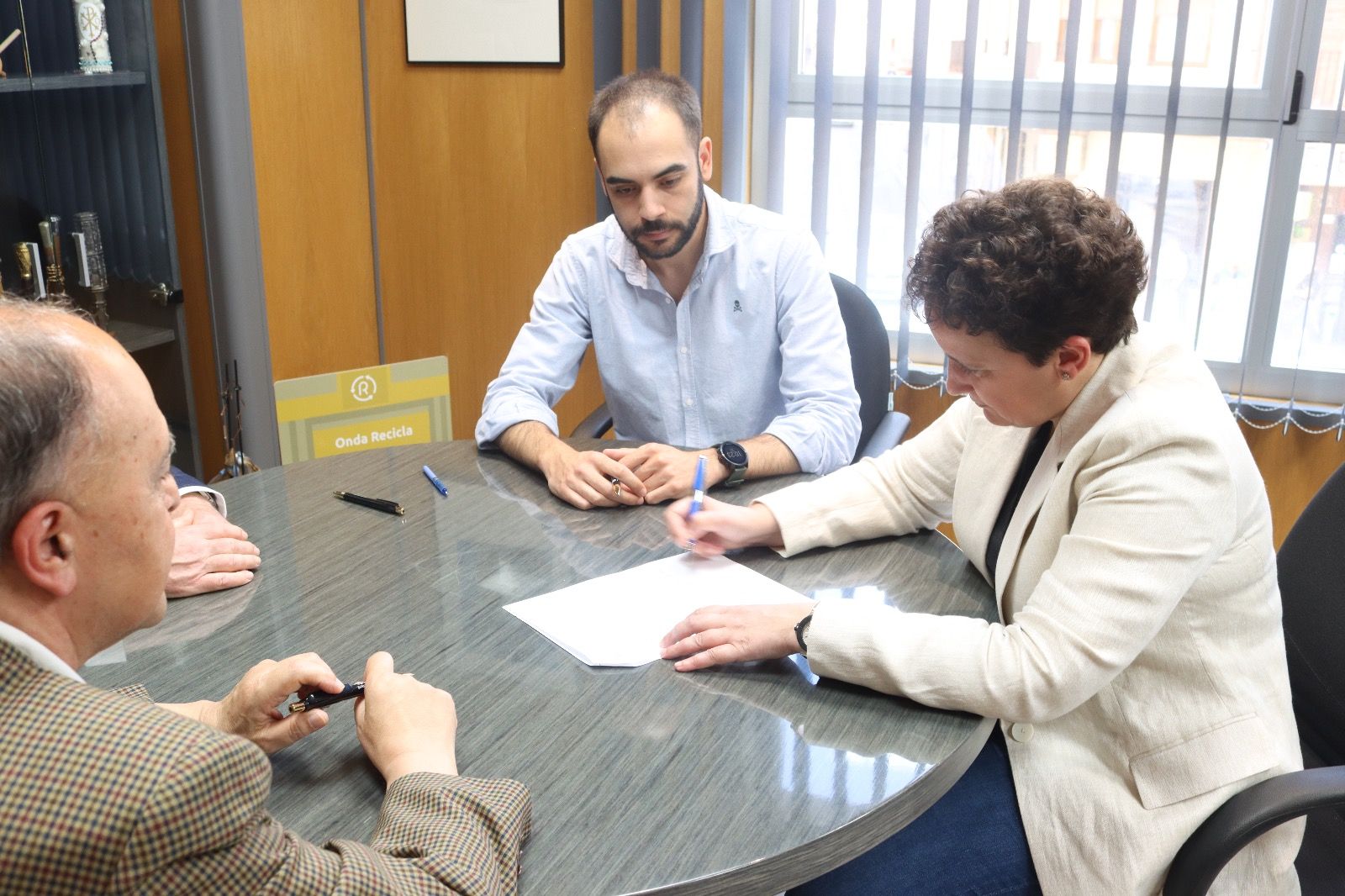 Firma convenio Ayuntamiento de Onda SECOT Castellón